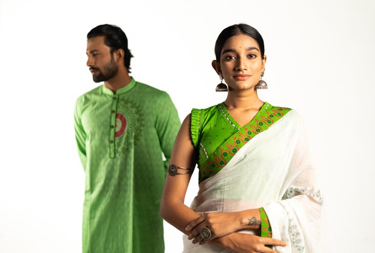বিজয়ের পোশাকে সবুজের সঙ্গে সাদার মিশেল