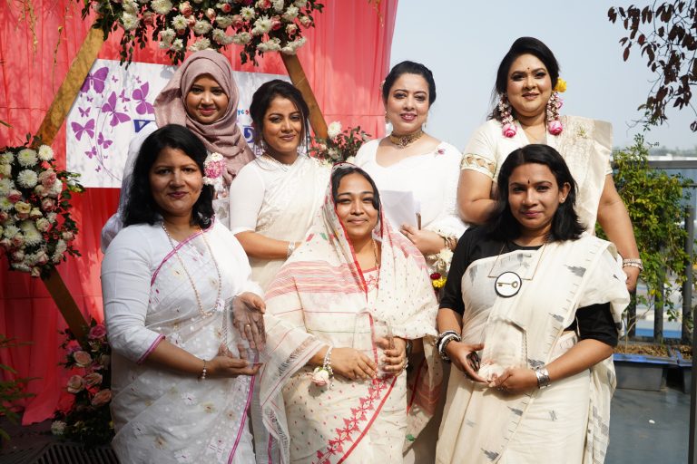 সর্বজয়া অ্যাওয়ার্ড পেলেন ৪ গুণী নারী