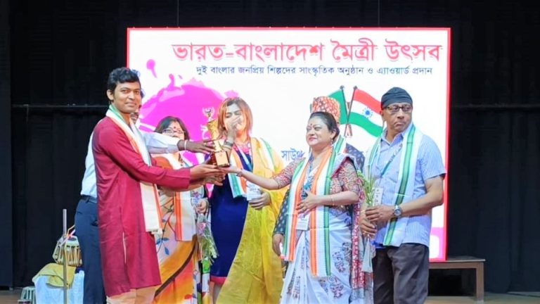 মহাত্মা গান্ধী আন্তর্জাতিক শান্তি পুরস্কার পেলেন বাংলাদেশের কুশল রায়