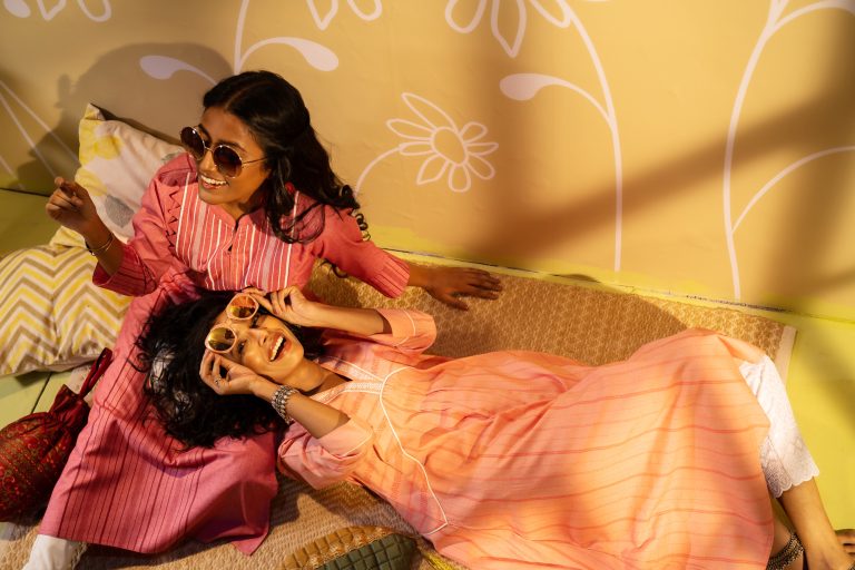 বন্ধু দিবসে বিশেষ উপহার কী হবে?