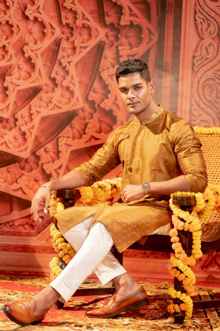 ঈদে আরামদায়ক পাঞ্জাবি খুঁজছেন ? কে ক্র্যাফট-এ চলে যান