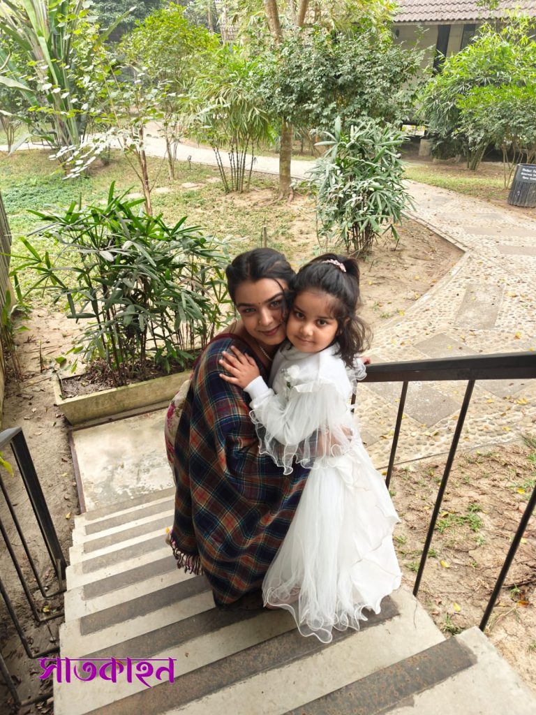 শিশুর আত্মবিশ্বাস বাড়াতে এই ১০ কথা বলুন