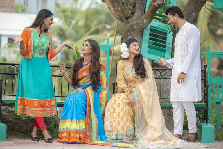 ‘রঙ বাংলাদেশ’-এর ৩০ বছর, শুভানুধ্যায়ীদের জন্য বার্তা