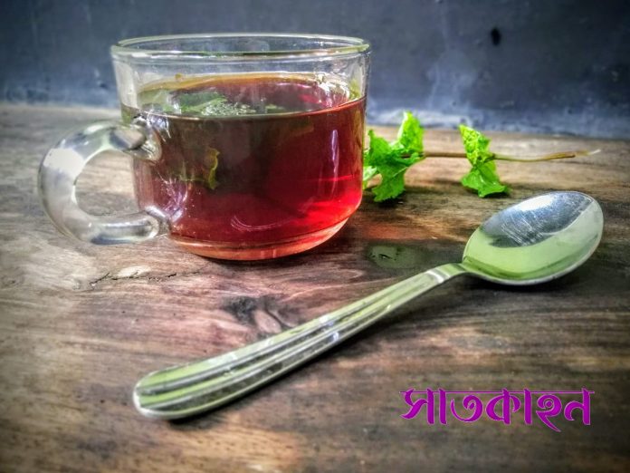 ক্যাপশন: পুদিনা পাতার চা রোগ প্রতিরোধ ক্ষমতা বাড়ায়। ছবি: আব্দুর রহমান হৃদয়