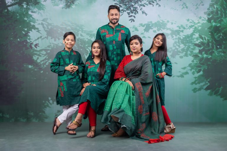 রঙ বাংলাদেশের পোশাকে ‘বিজয় উৎসব’