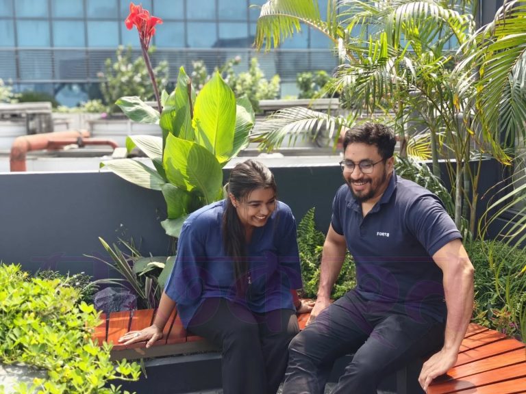 প্রেমিকার যে চার অভ্যাস পুরুষের অপছন্দ