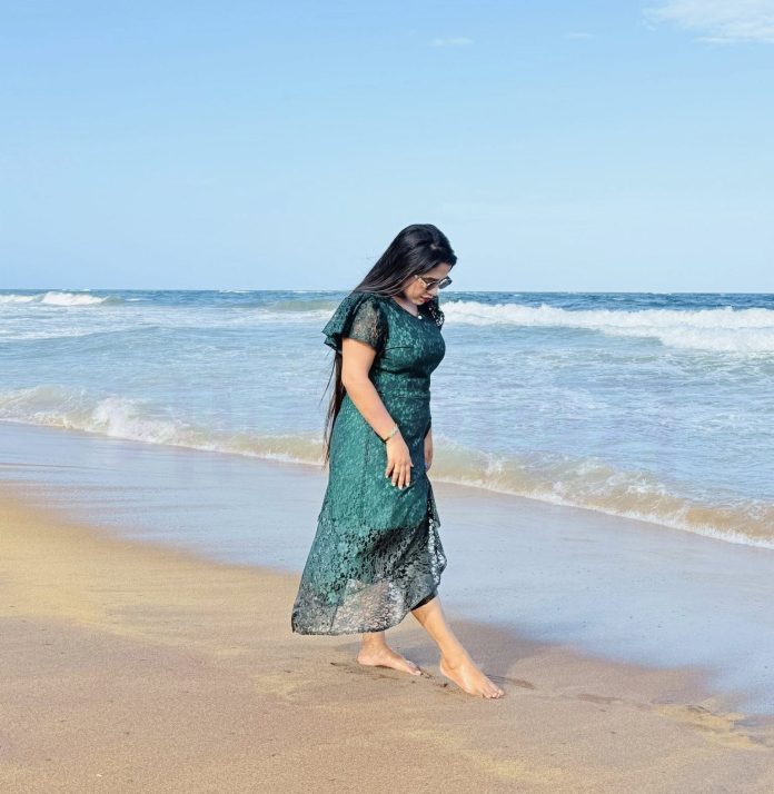 মডেল: হিমু