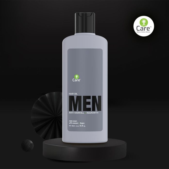 উজ্জ্বলা কেয়ার মেন অ্যান্টি হেয়ারফল অ্যান্ড রিগ্রোথ হেয়ার অয়েল। ছবি: উজ্জ্বলা কেয়ার